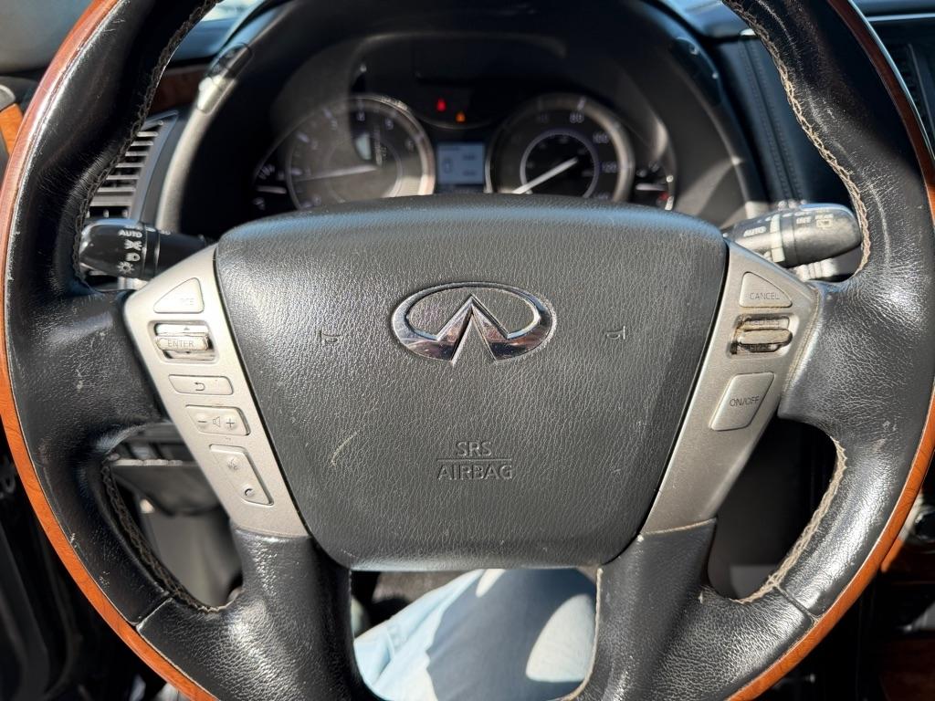 Infiniti QX80 LUXE 2019