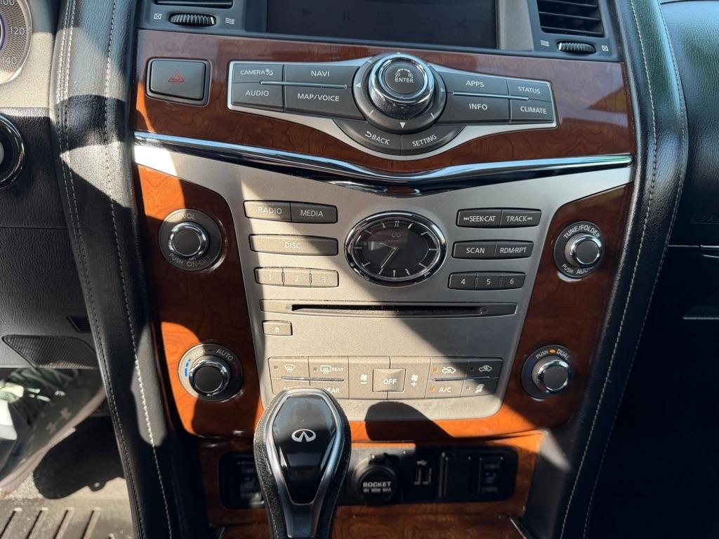 Infiniti QX80 LUXE 2019