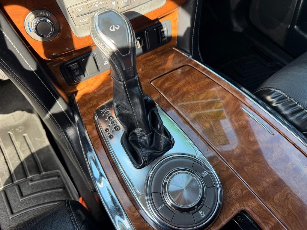 Infiniti QX80 LUXE 2019