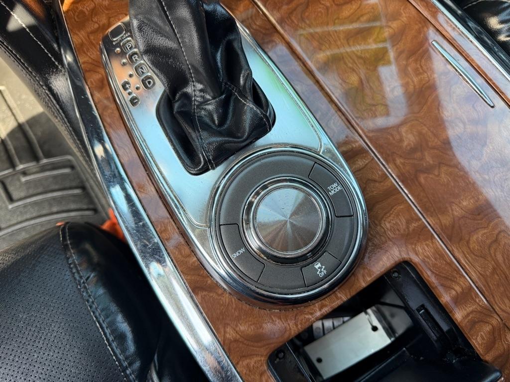 Infiniti QX80 LUXE 2019