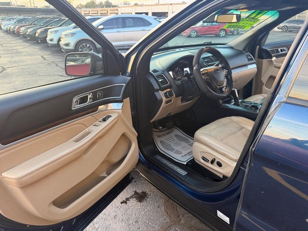 Ford Explorer Limited FWD 2017