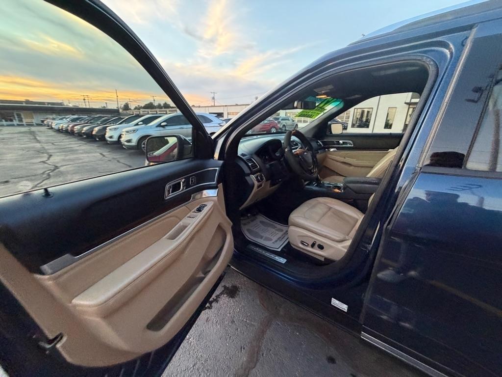 Ford Explorer Limited FWD 2017
