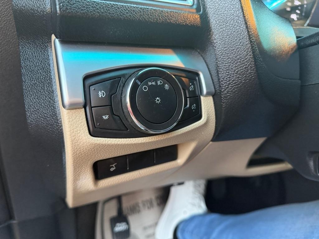 Ford Explorer Limited FWD 2017