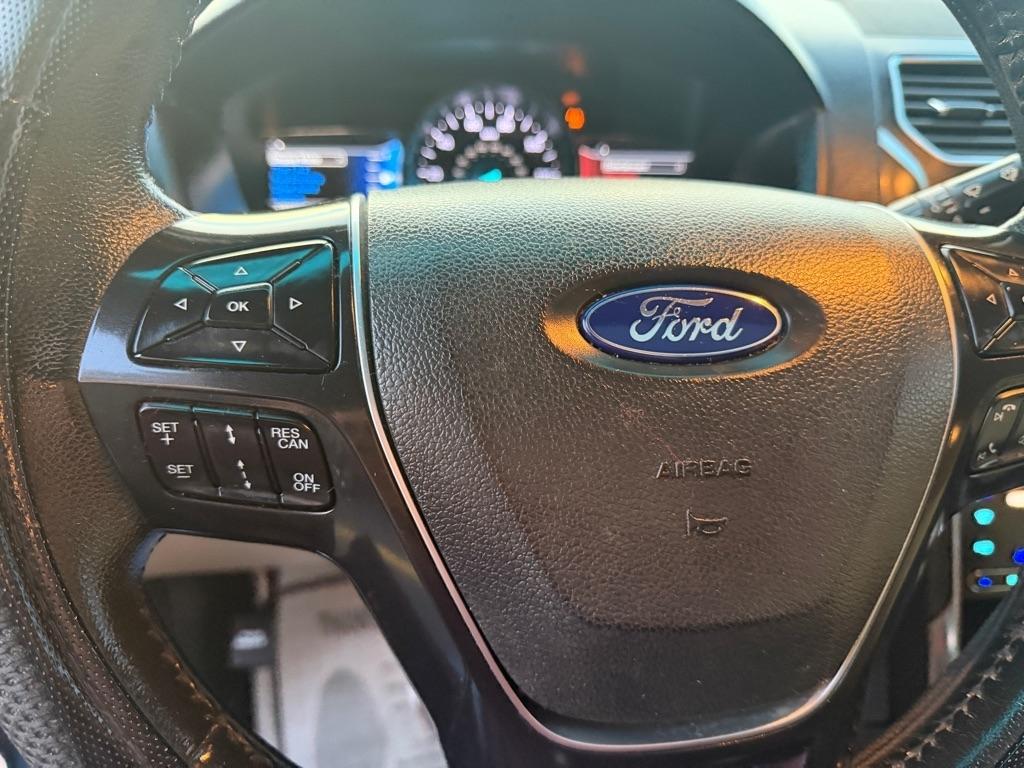 Ford Explorer Limited FWD 2017