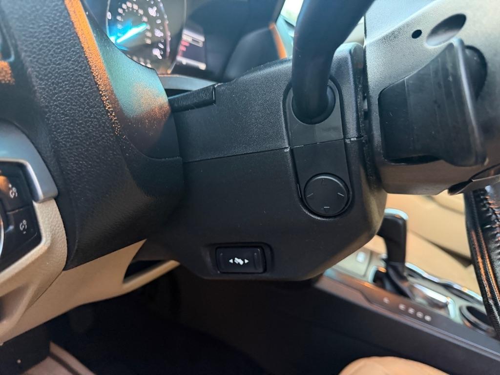 Ford Explorer Limited FWD 2017