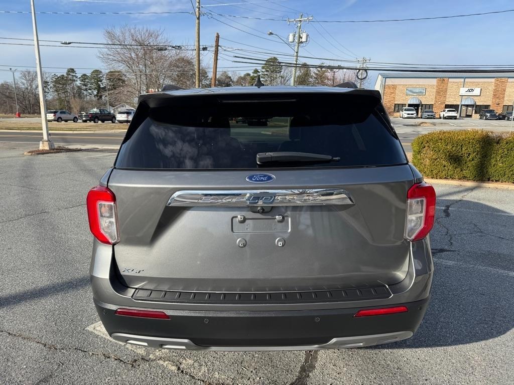 Ford Explorer XLT AWD 2021