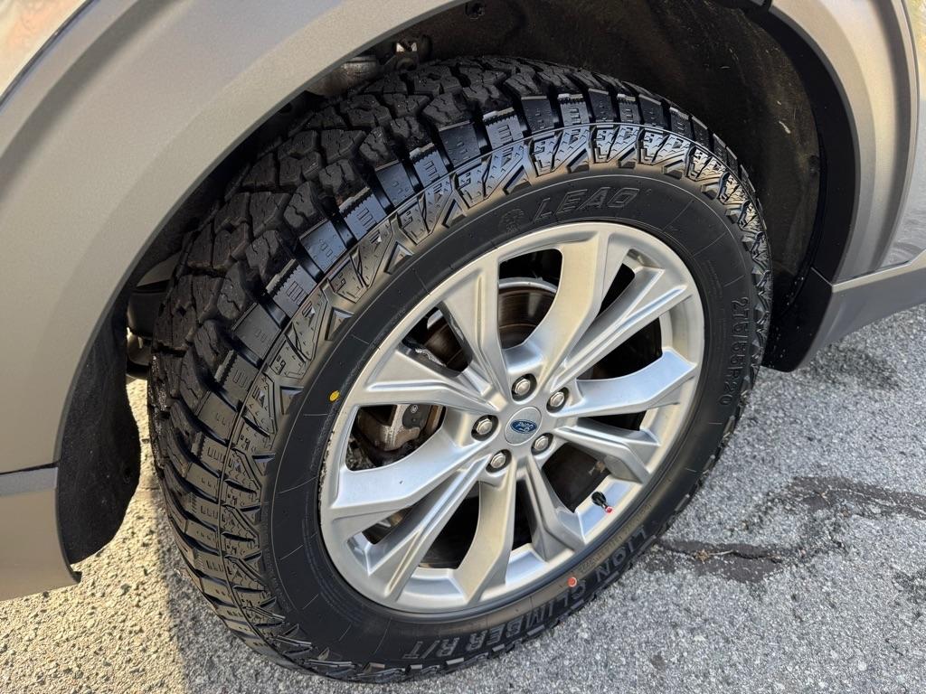 Ford Explorer XLT AWD 2021