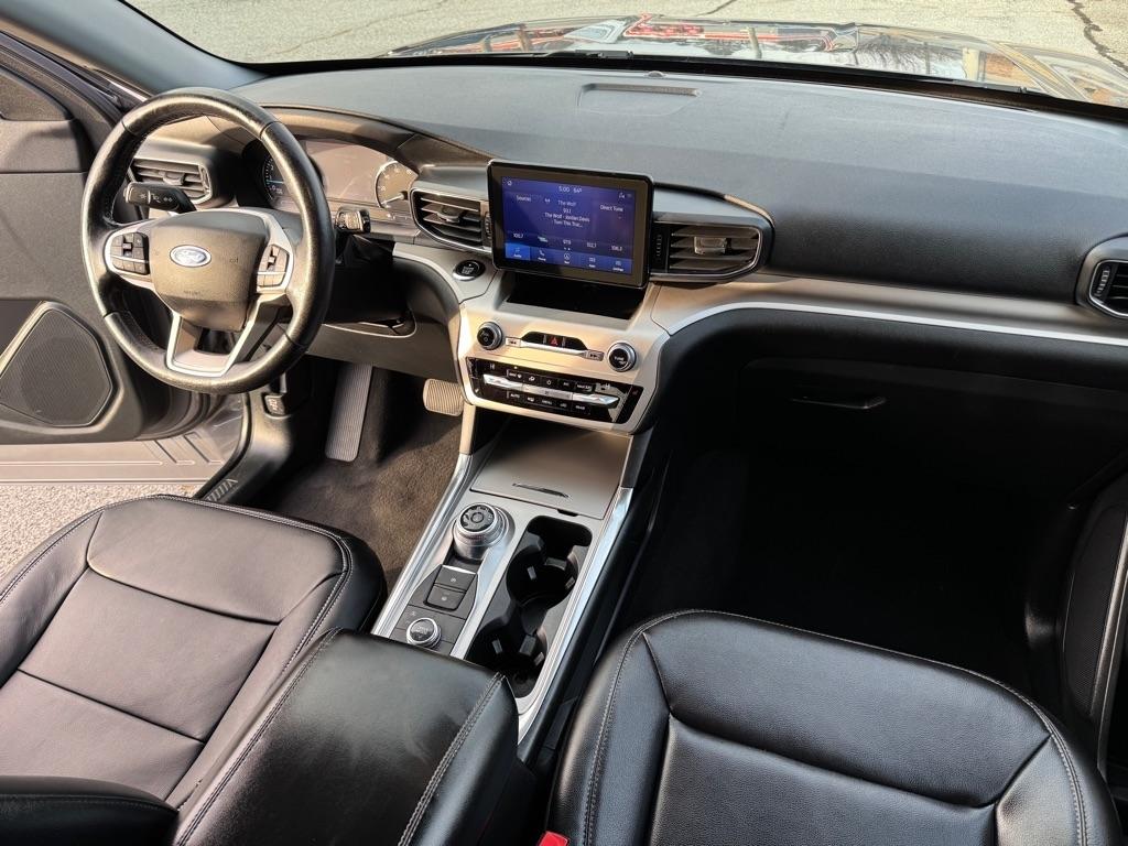 Ford Explorer XLT AWD 2021