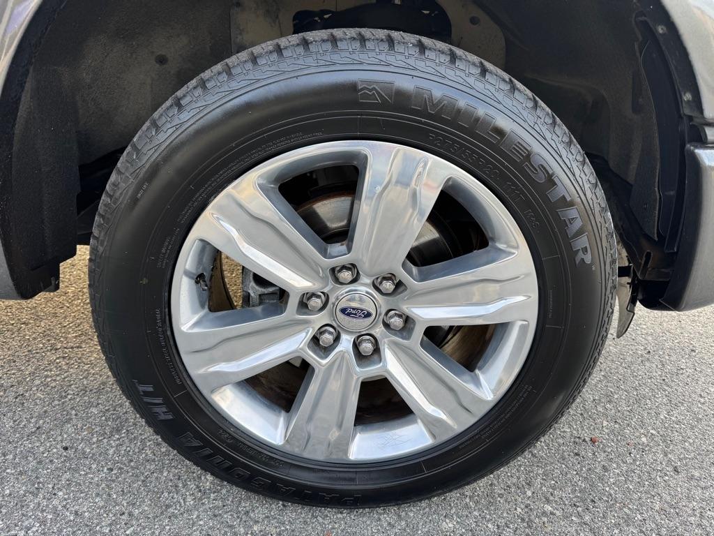 Ford F-150 Platinum SuperCrew 6.5-ft. Bed 4WD 2016