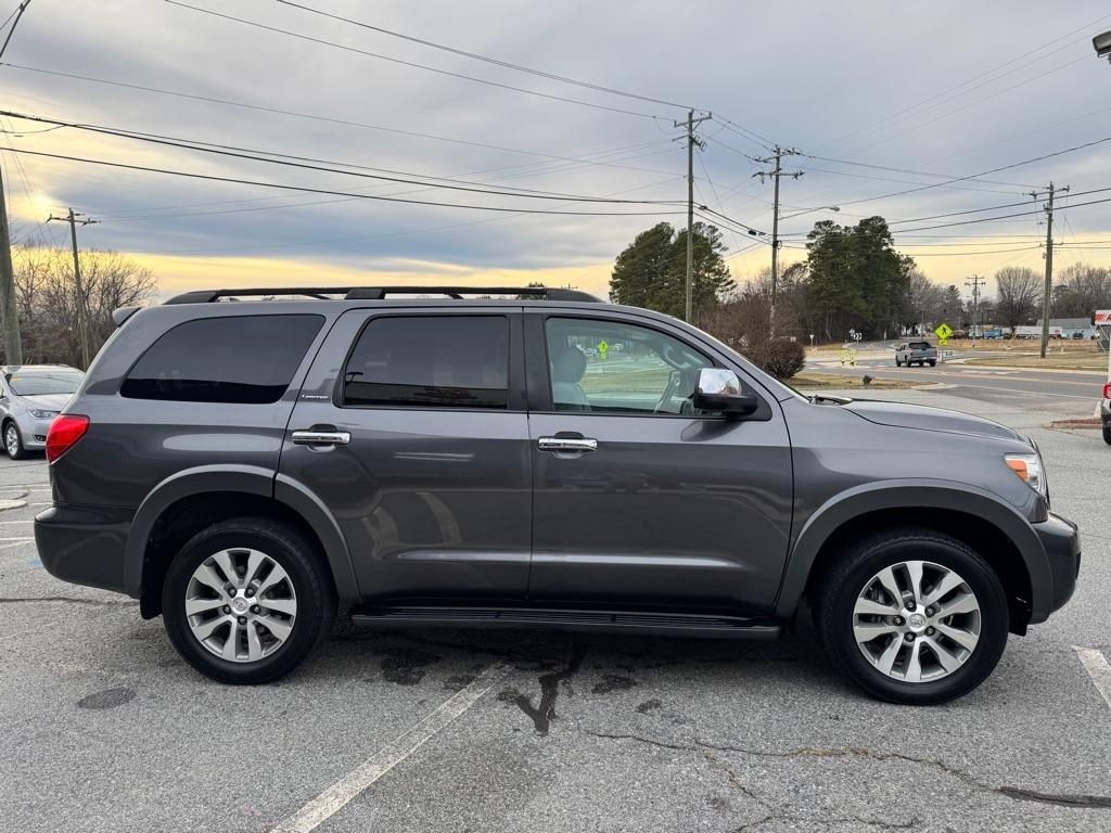 Toyota Sequoia Limited 4WD FFV 2017
