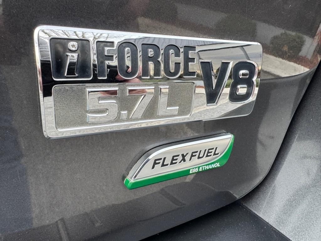 Toyota Sequoia Limited 4WD FFV 2017