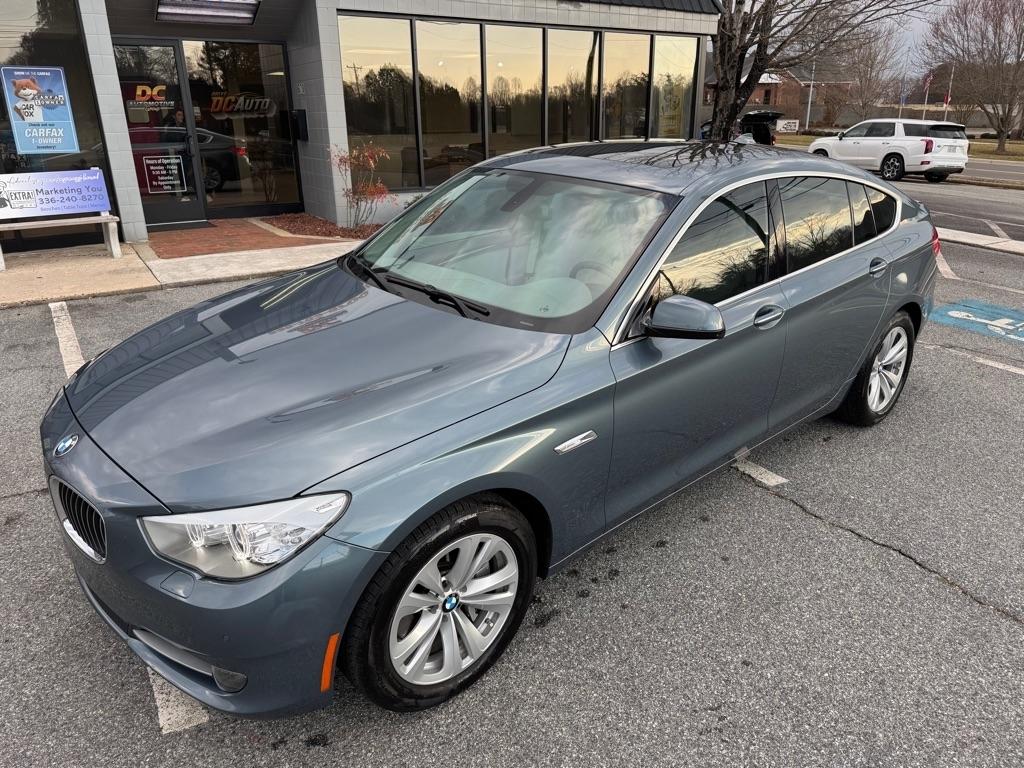 BMW 5-Series Gran Turismo 535i 2011