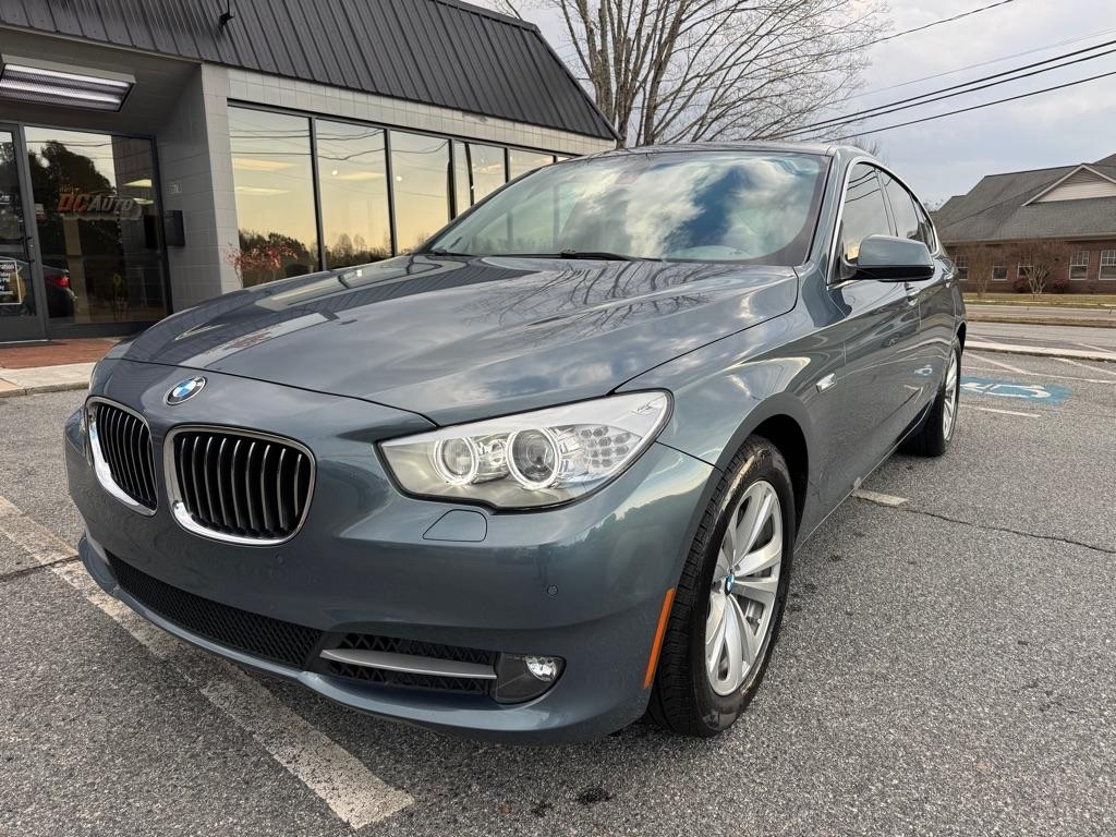 BMW 5-Series Gran Turismo 535i 2011