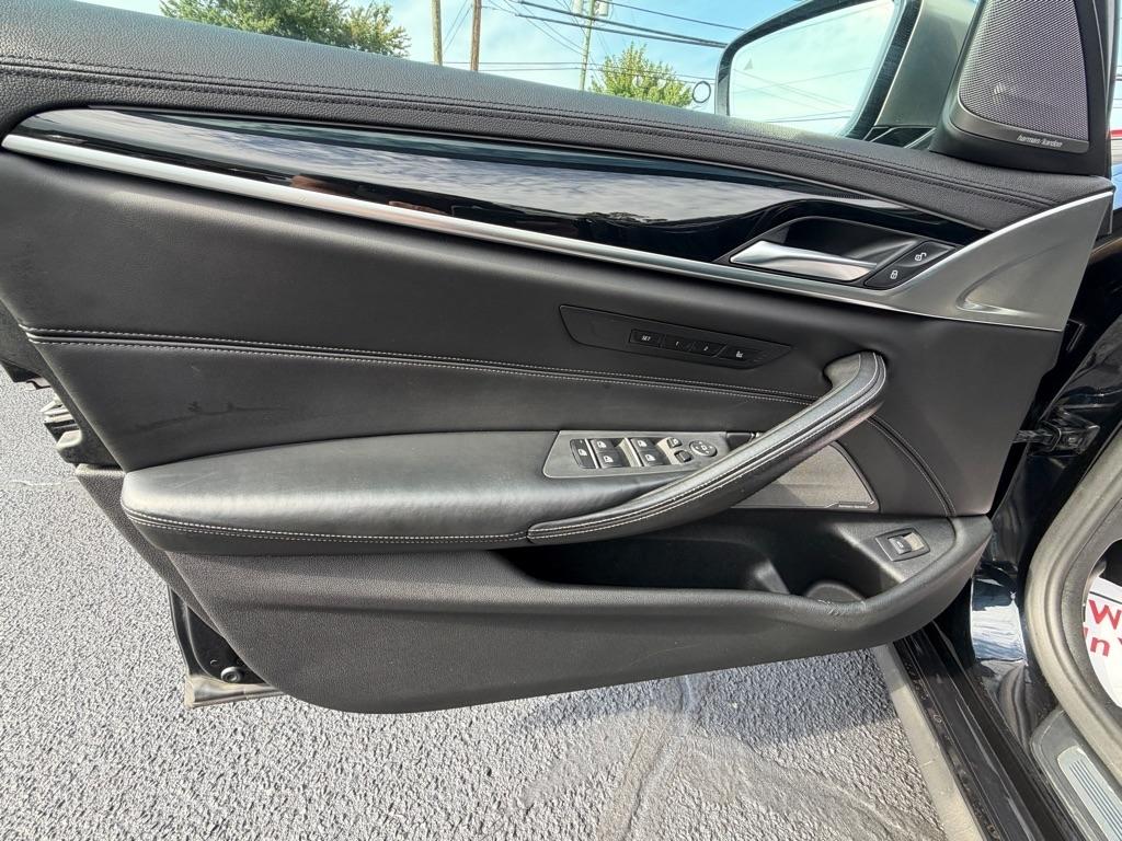 BMW 5-Series M550i xDrive 2018