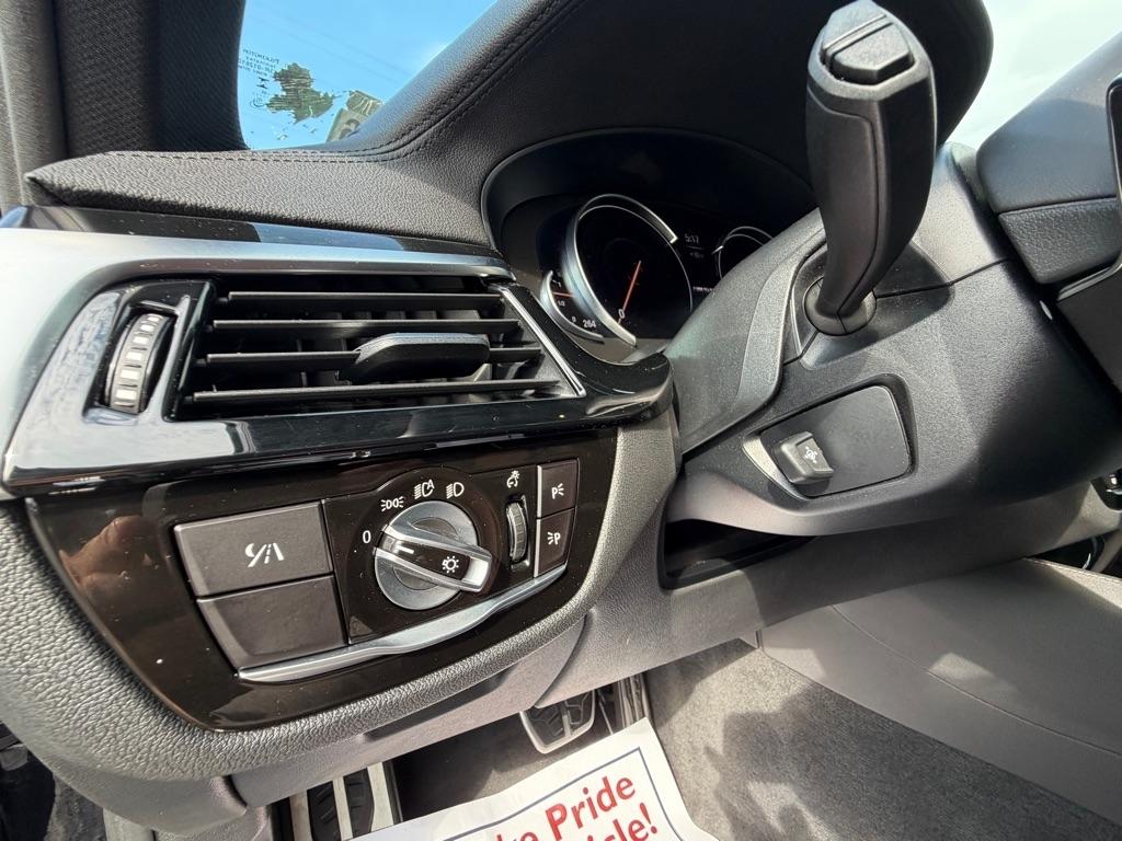 BMW 5-Series M550i xDrive 2018