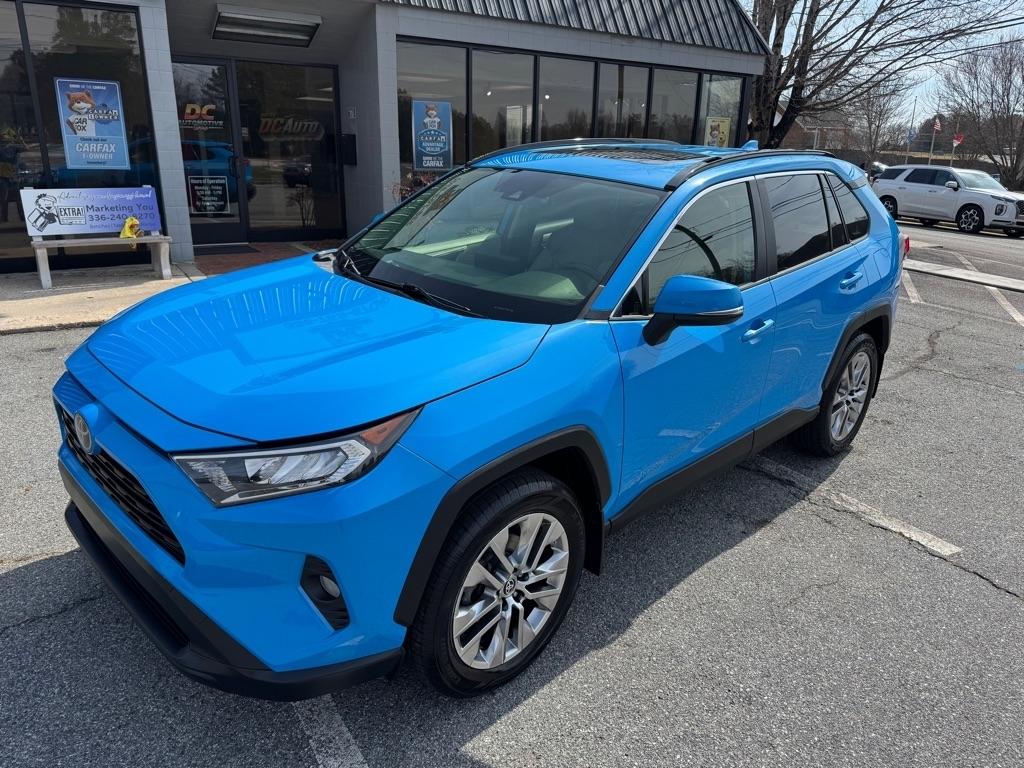 Toyota RAV4 XLE Premium AWD 2020