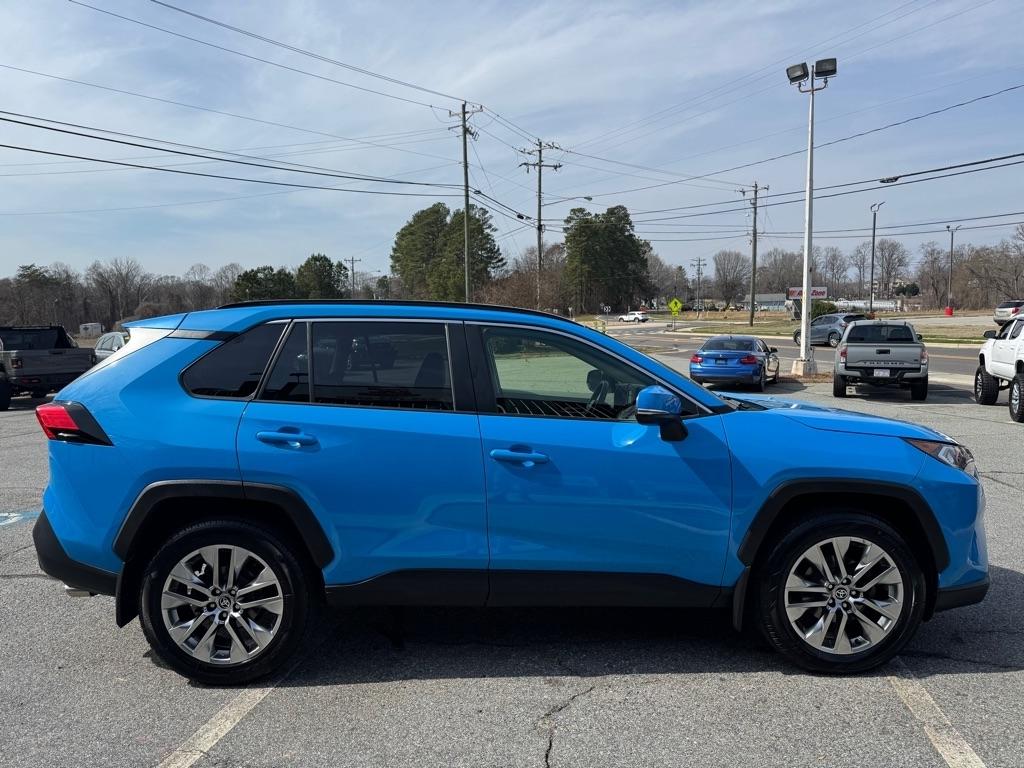 Toyota RAV4 XLE Premium AWD 2020