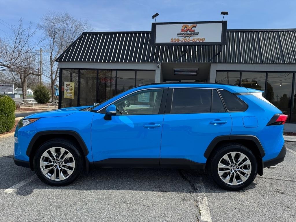 Toyota RAV4 XLE Premium AWD 2020