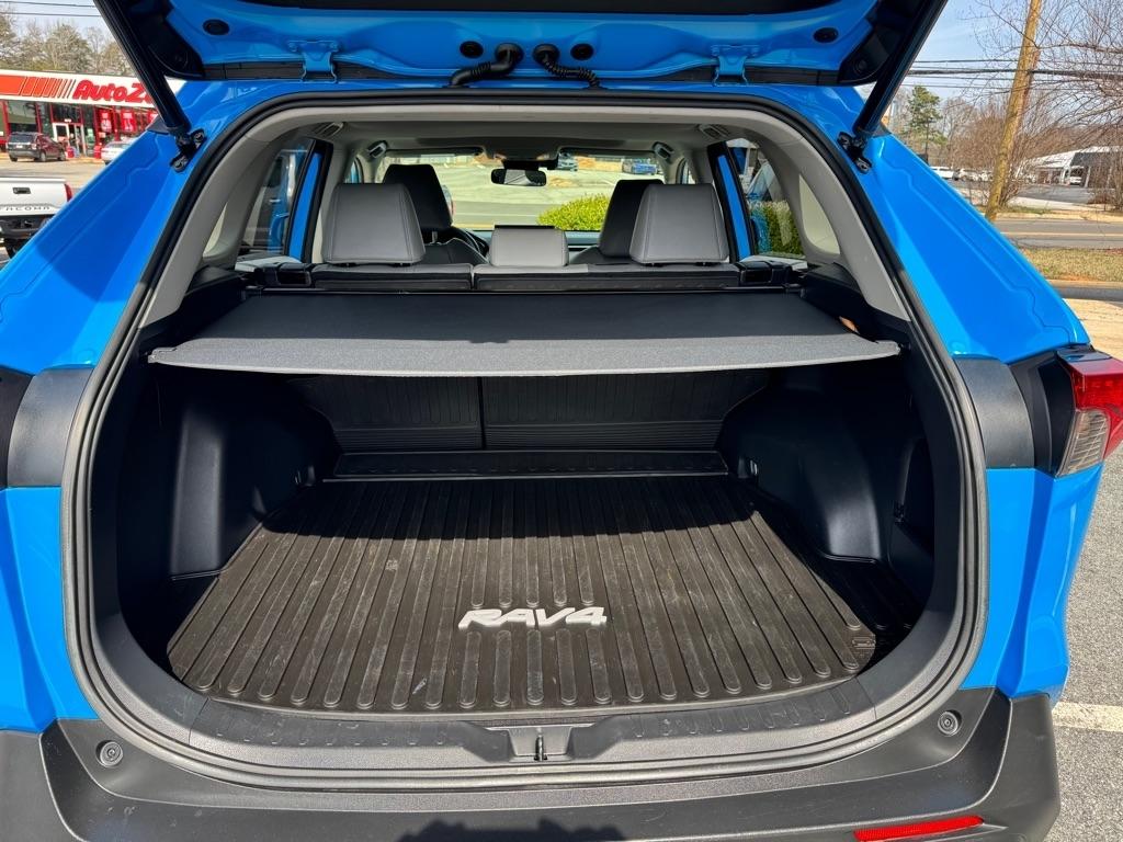 Toyota RAV4 XLE Premium AWD 2020