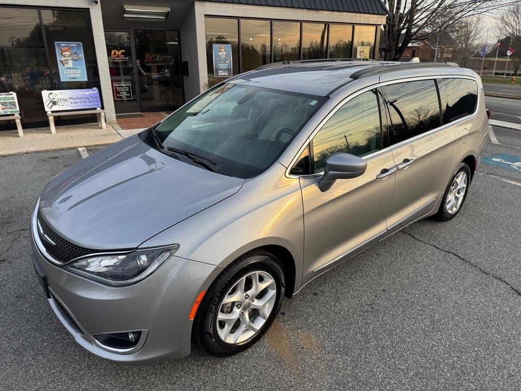 Chrysler Pacifica Touring-L 2017