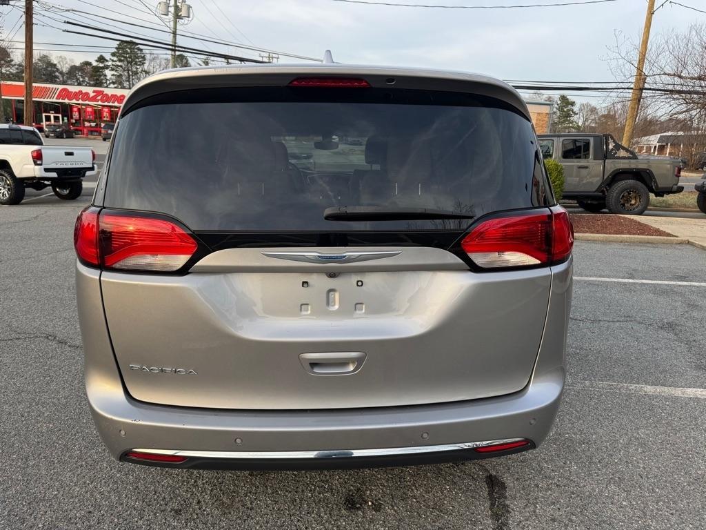 Chrysler Pacifica Touring-L 2017