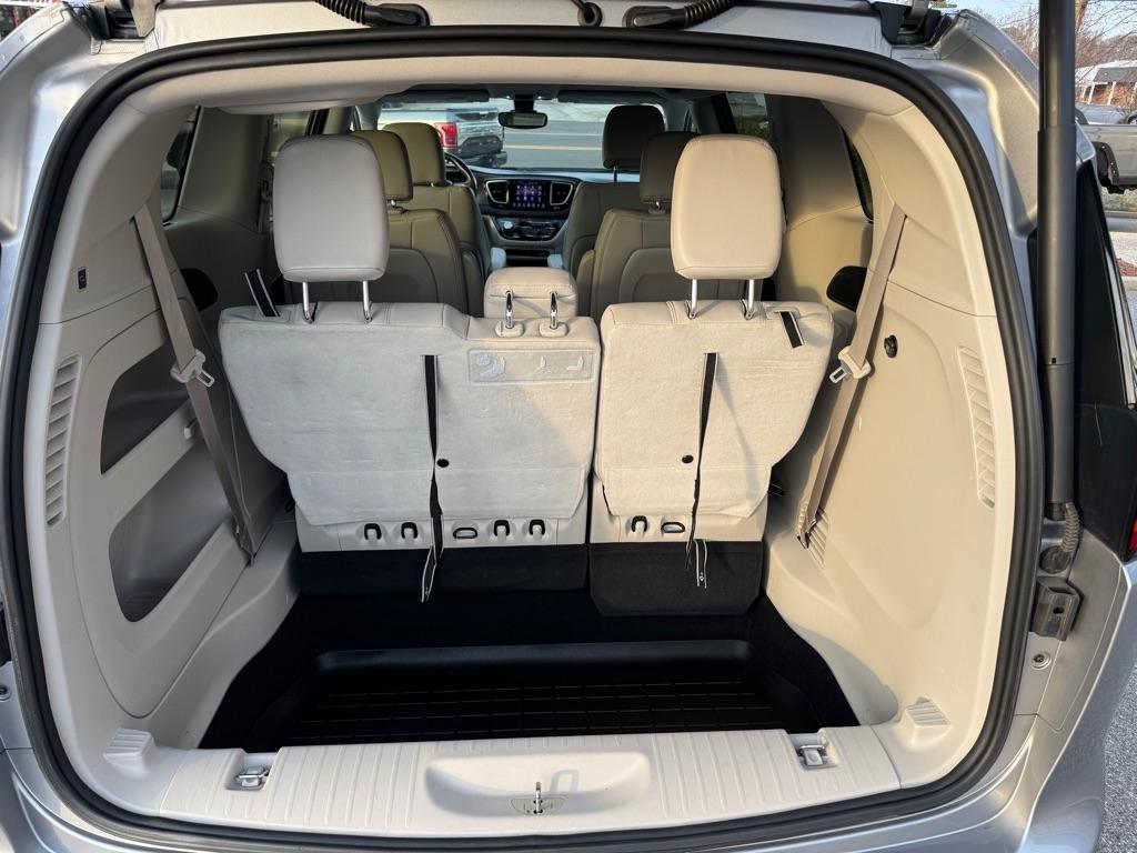 Chrysler Pacifica Touring-L 2017