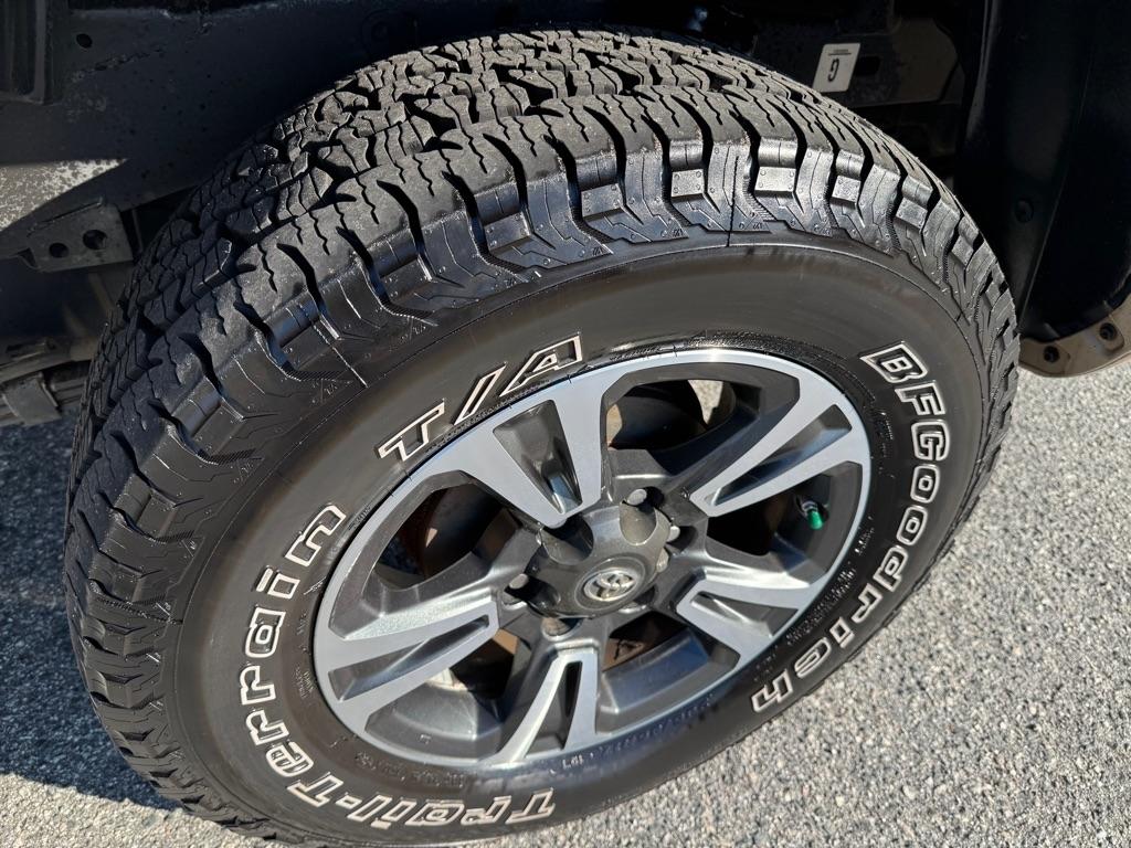 Toyota Tacoma TRD Sport Dbl Cab 4WD V6 at 2018