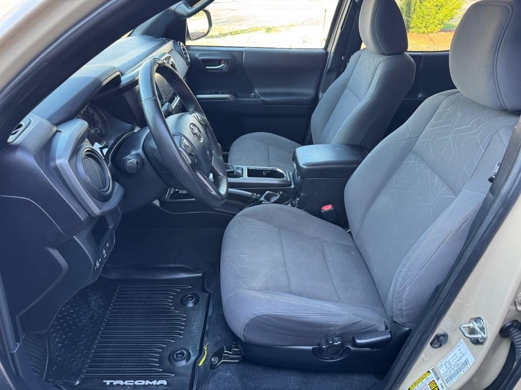 Toyota Tacoma TRD Sport Dbl Cab 4WD V6 at 2018