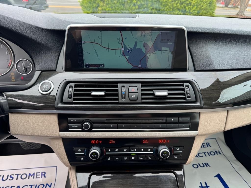 BMW 5-Series 550i 2011