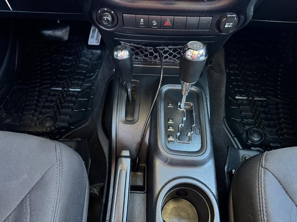 Jeep Wrangler Unlimited Sport 4WD 2015