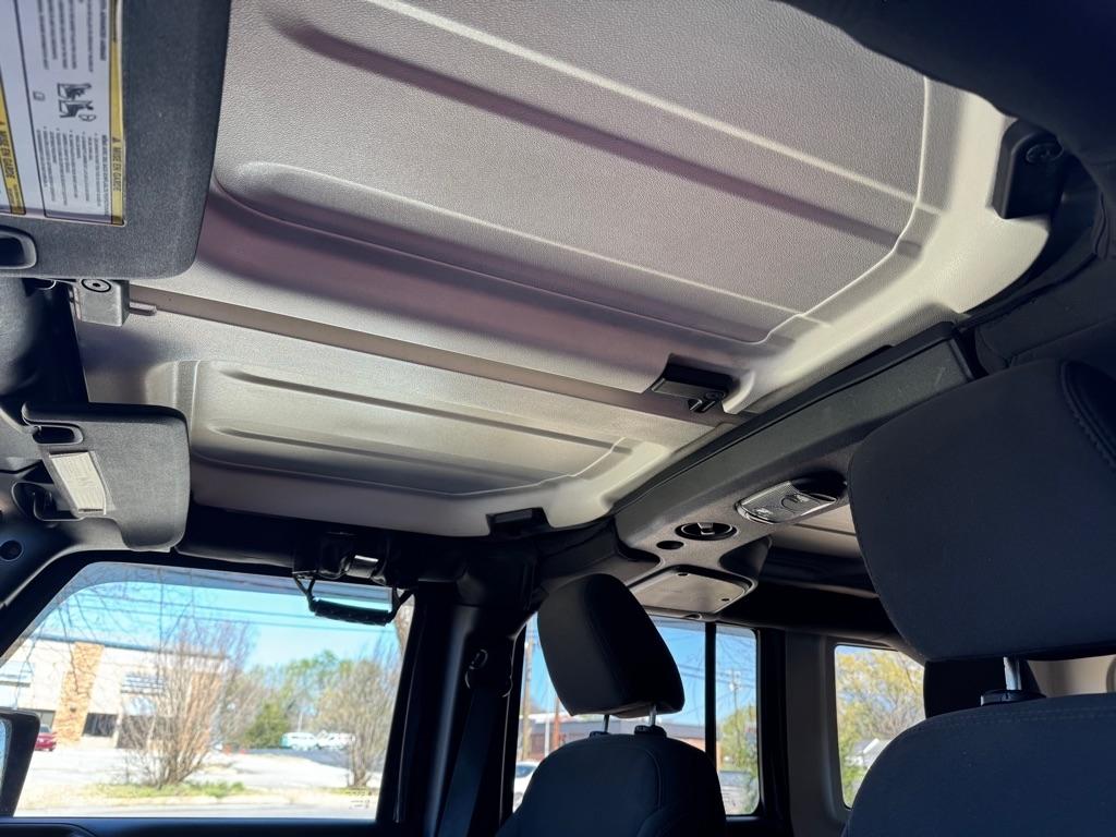 Jeep Wrangler Unlimited Sport 4WD 2015