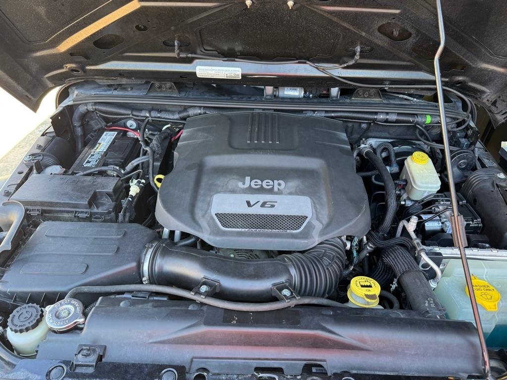 Jeep Wrangler Unlimited Sport 4WD 2015