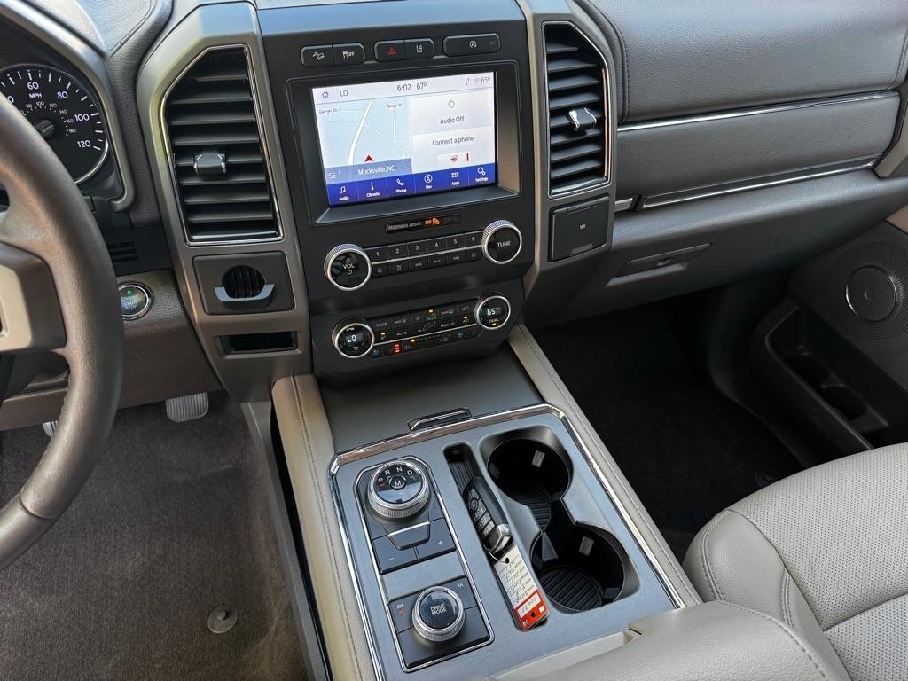 Ford Expedition XLT 4WD 2020