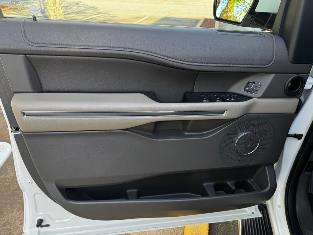 Ford Expedition XLT 4WD 2020