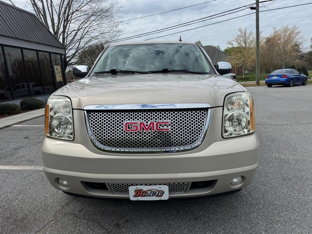 GMC Yukon Denali AWD 2008