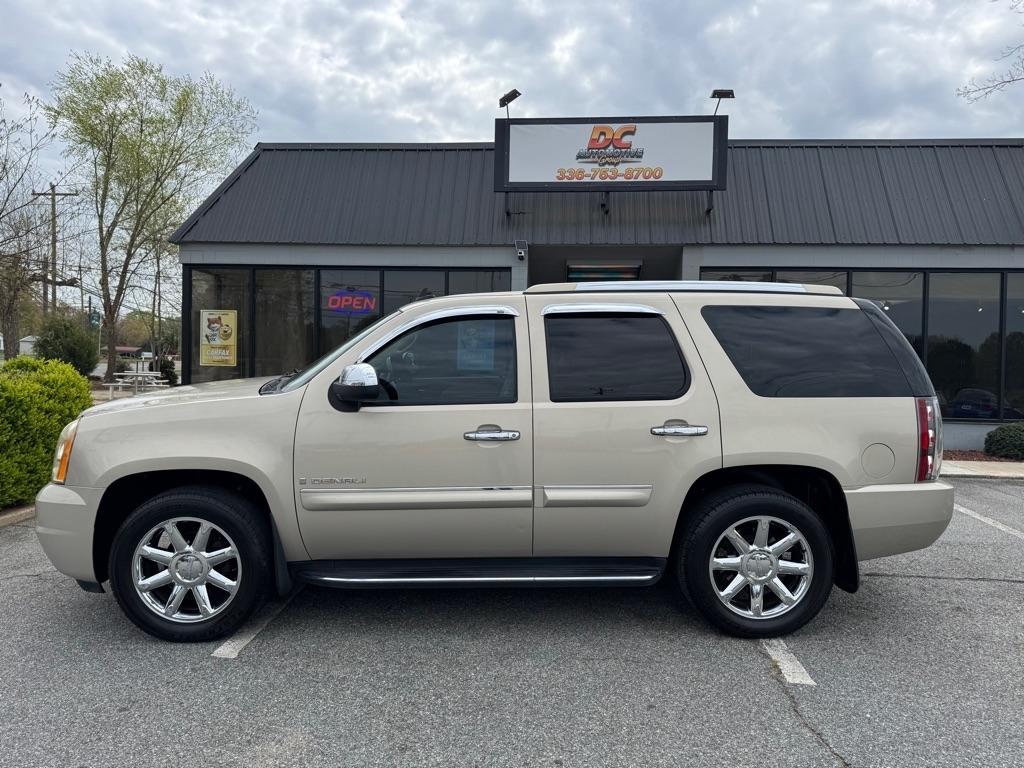 GMC Yukon Denali AWD 2008