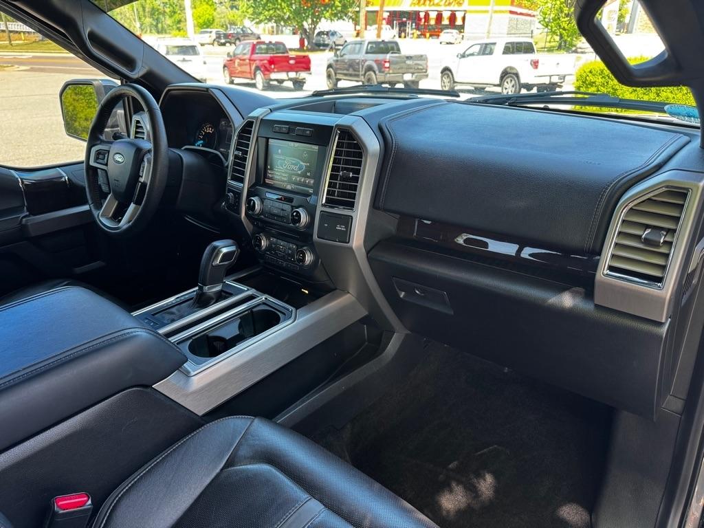 Ford F-150 Platinum SuperCrew 5.5-ft. Bed 4WD 2015
