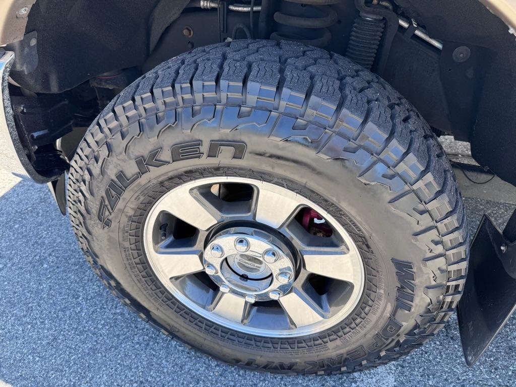 Ford F-250 SD Lariat Crew Cab 4WD 2011