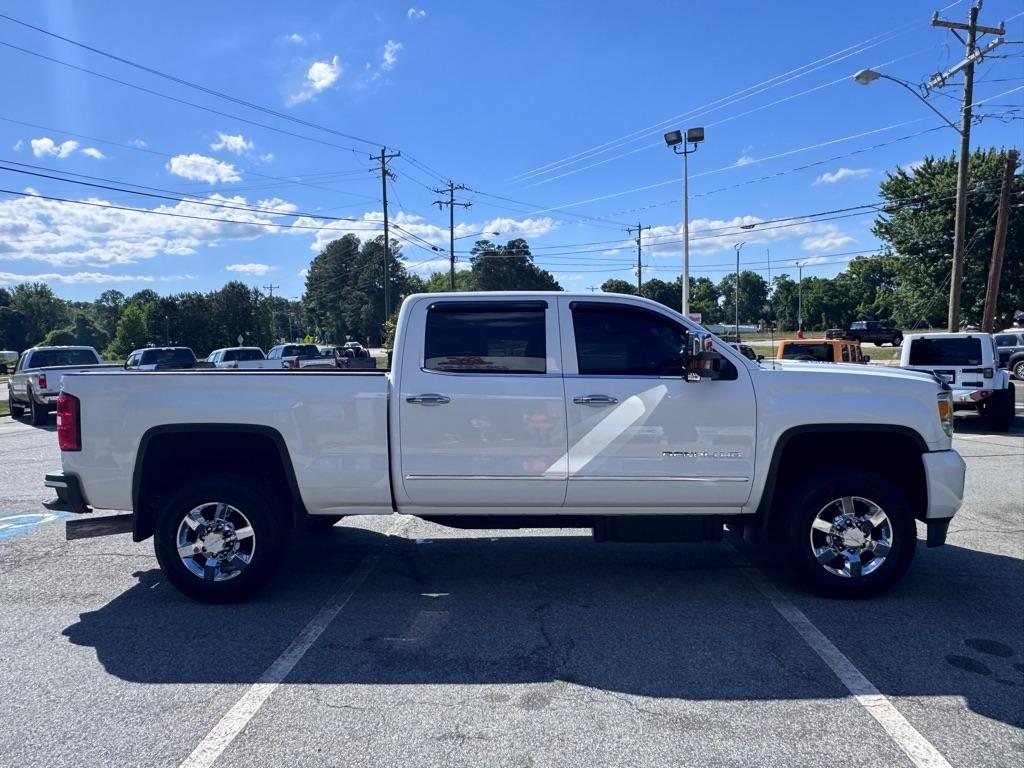 GMC Sierra 3500HD Denali Crew Cab 4WD 2015