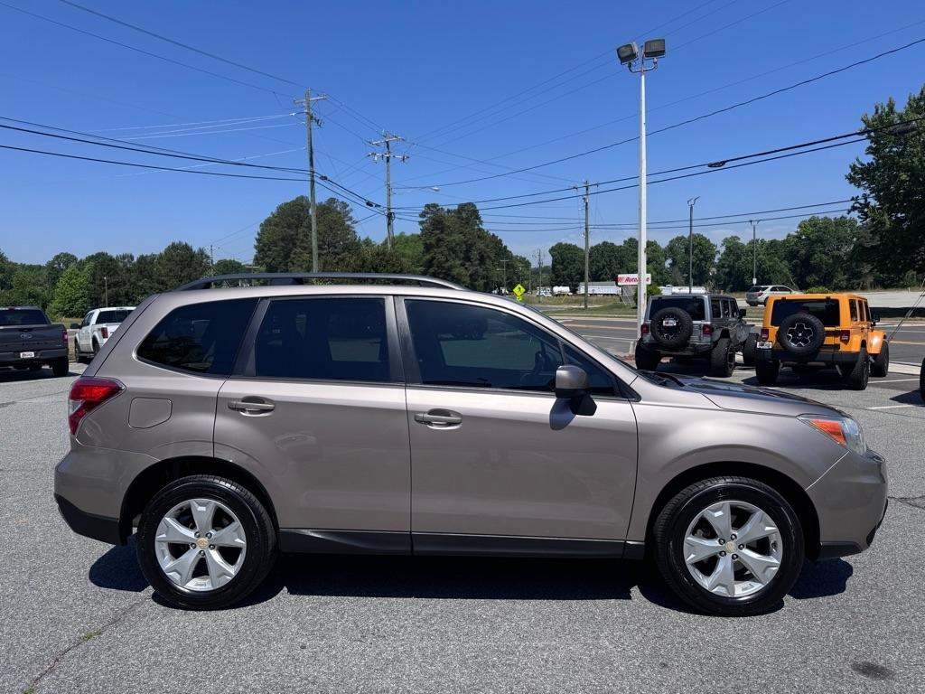 Subaru Forester 2.5i Premium 4D SUV at 2015