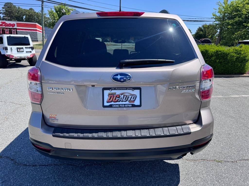 Subaru Forester 2.5i Premium 4D SUV at 2015
