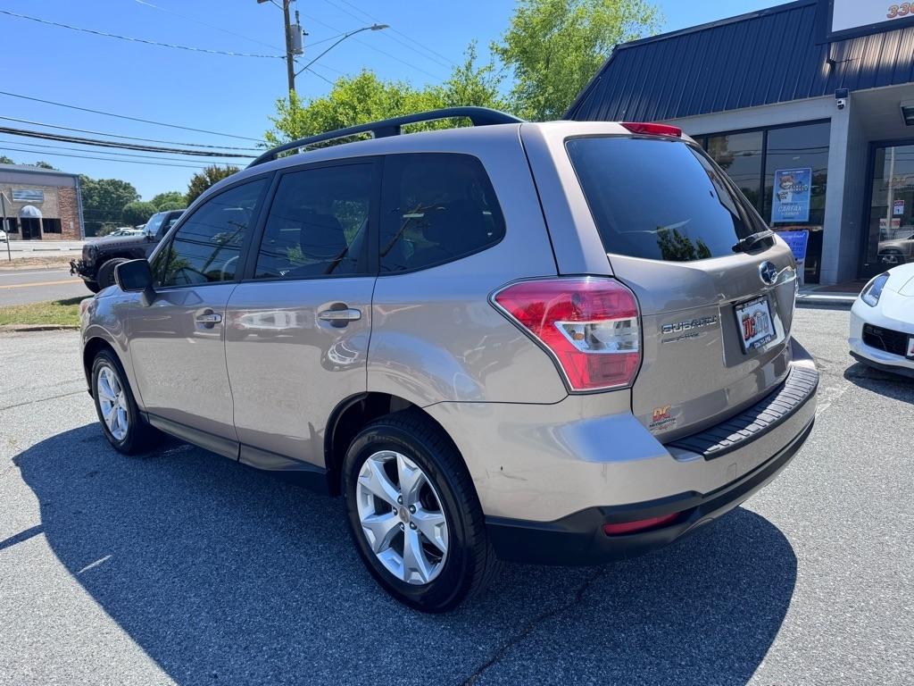 Subaru Forester 2.5i Premium 4D SUV at 2015