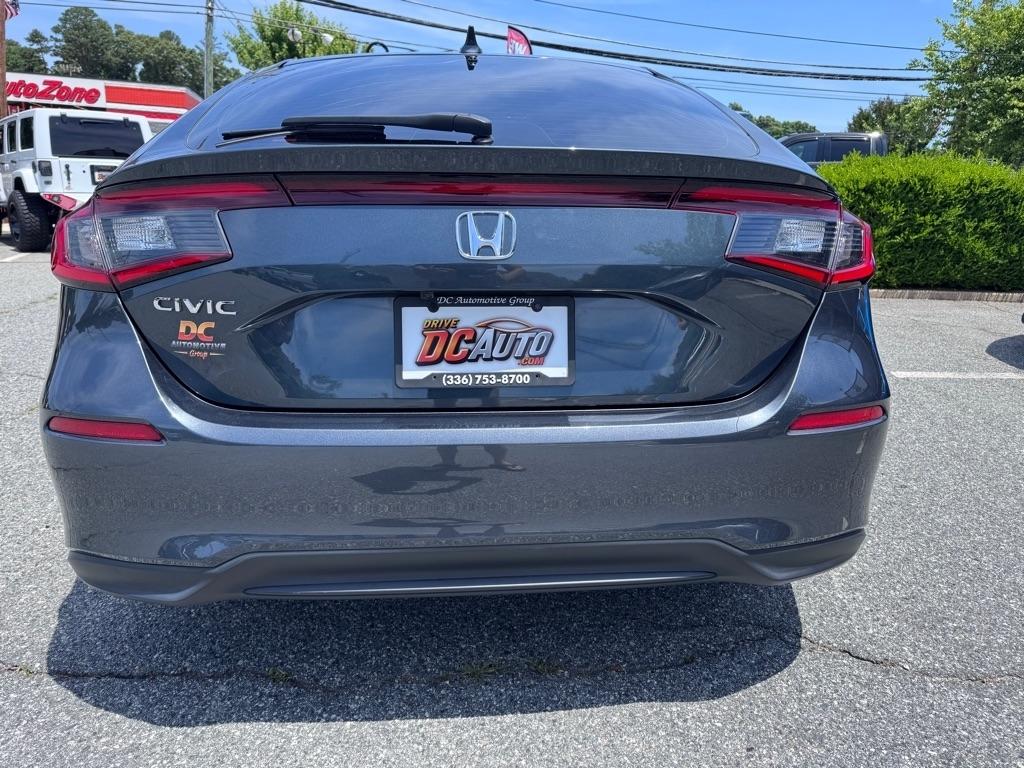 Honda Civic LX Hatchback 2024