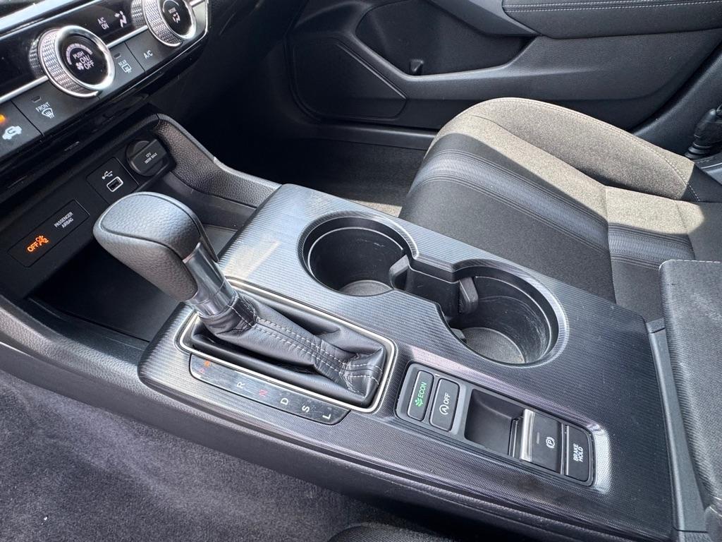 Honda Civic LX Hatchback 2024
