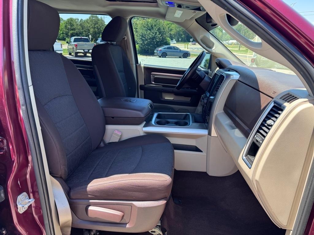 RAM 1500 Outdoorsman 4x4 Crew Cab 5'7" Box 2016