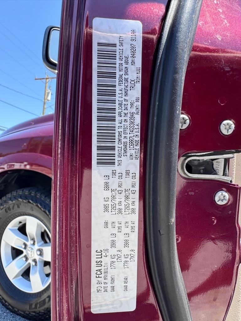RAM 1500 Outdoorsman 4x4 Crew Cab 5'7" Box 2016