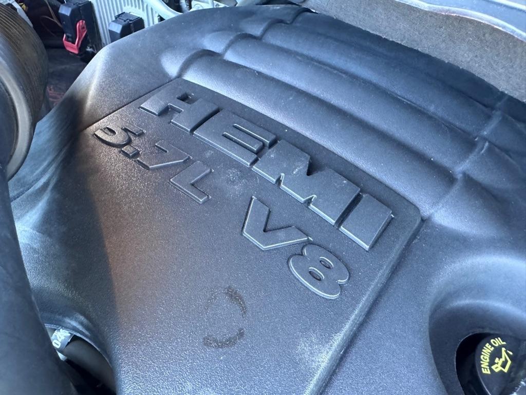 RAM 1500 Outdoorsman 4x4 Crew Cab 5'7" Box 2016