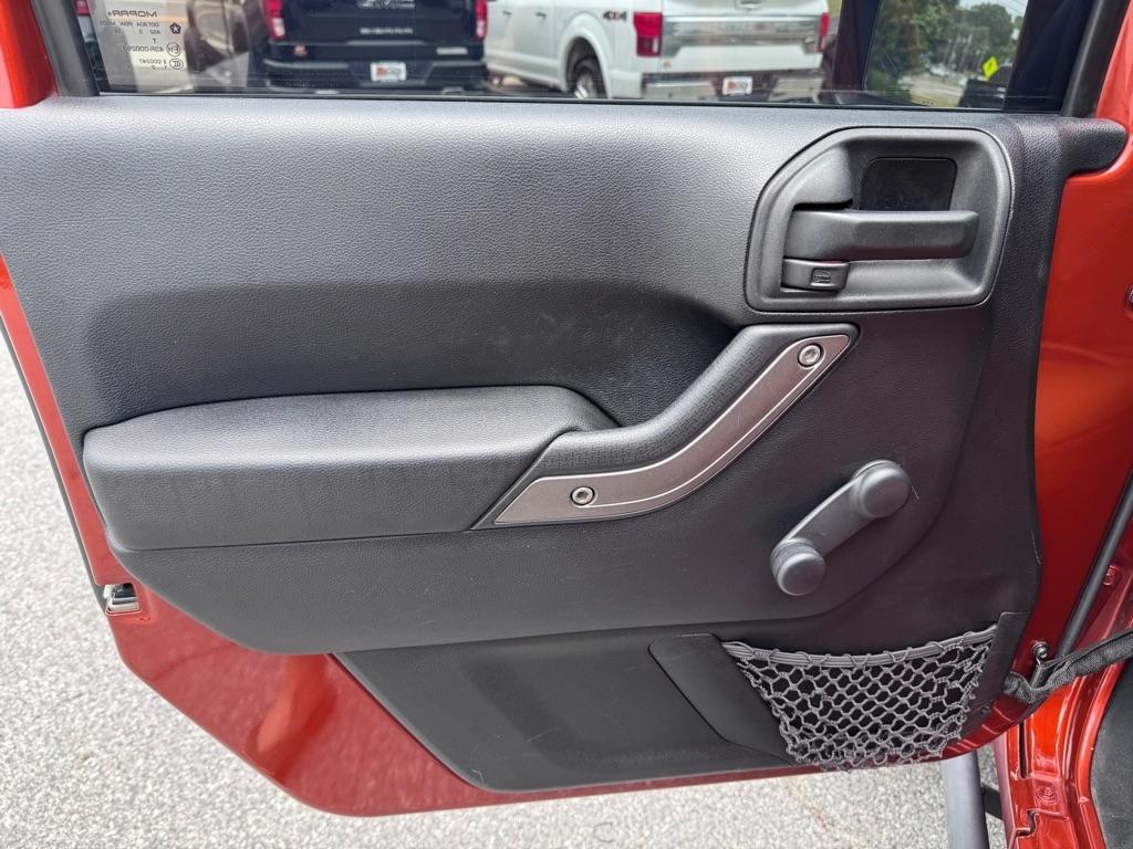 Jeep Wrangler Unlimited Sport 4WD 2014