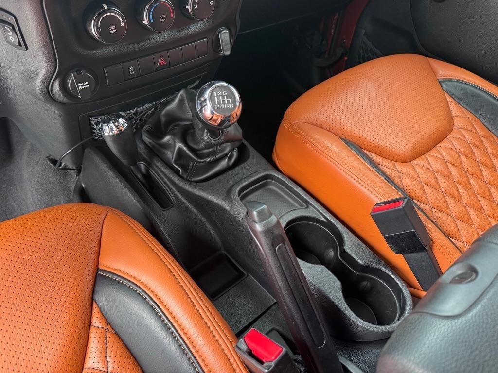 Jeep Wrangler Unlimited Sport 4WD 2014