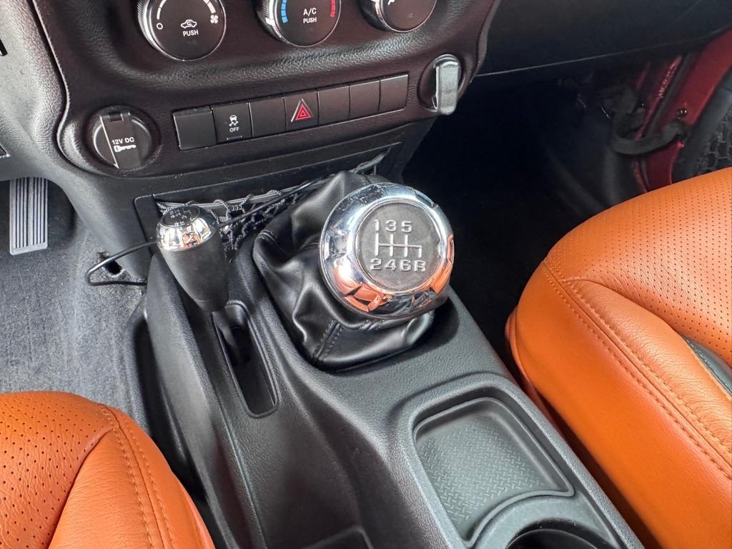 Jeep Wrangler Unlimited Sport 4WD 2014